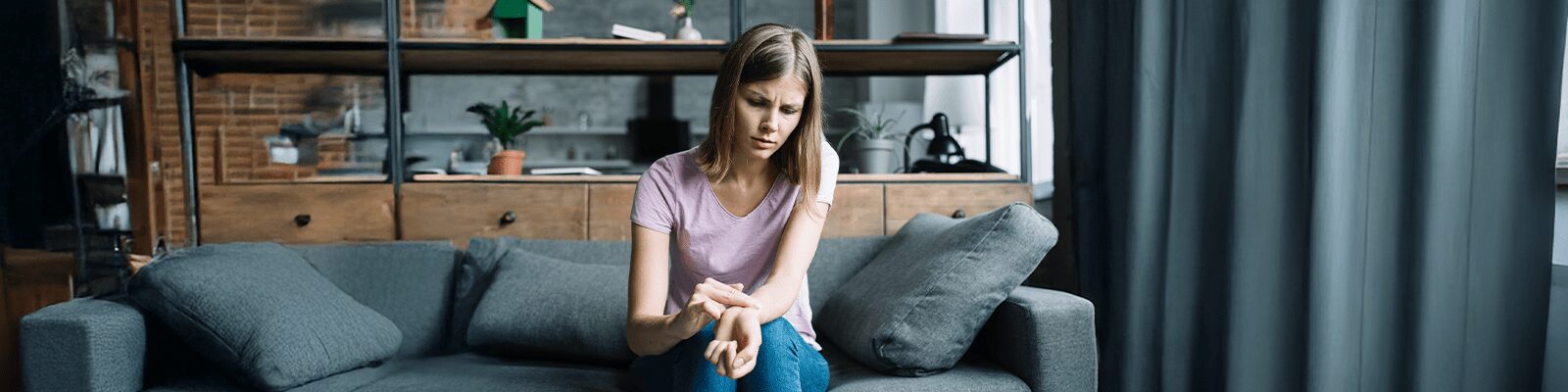 High Uric Acid Symptoms in Females: Early Warning Signs